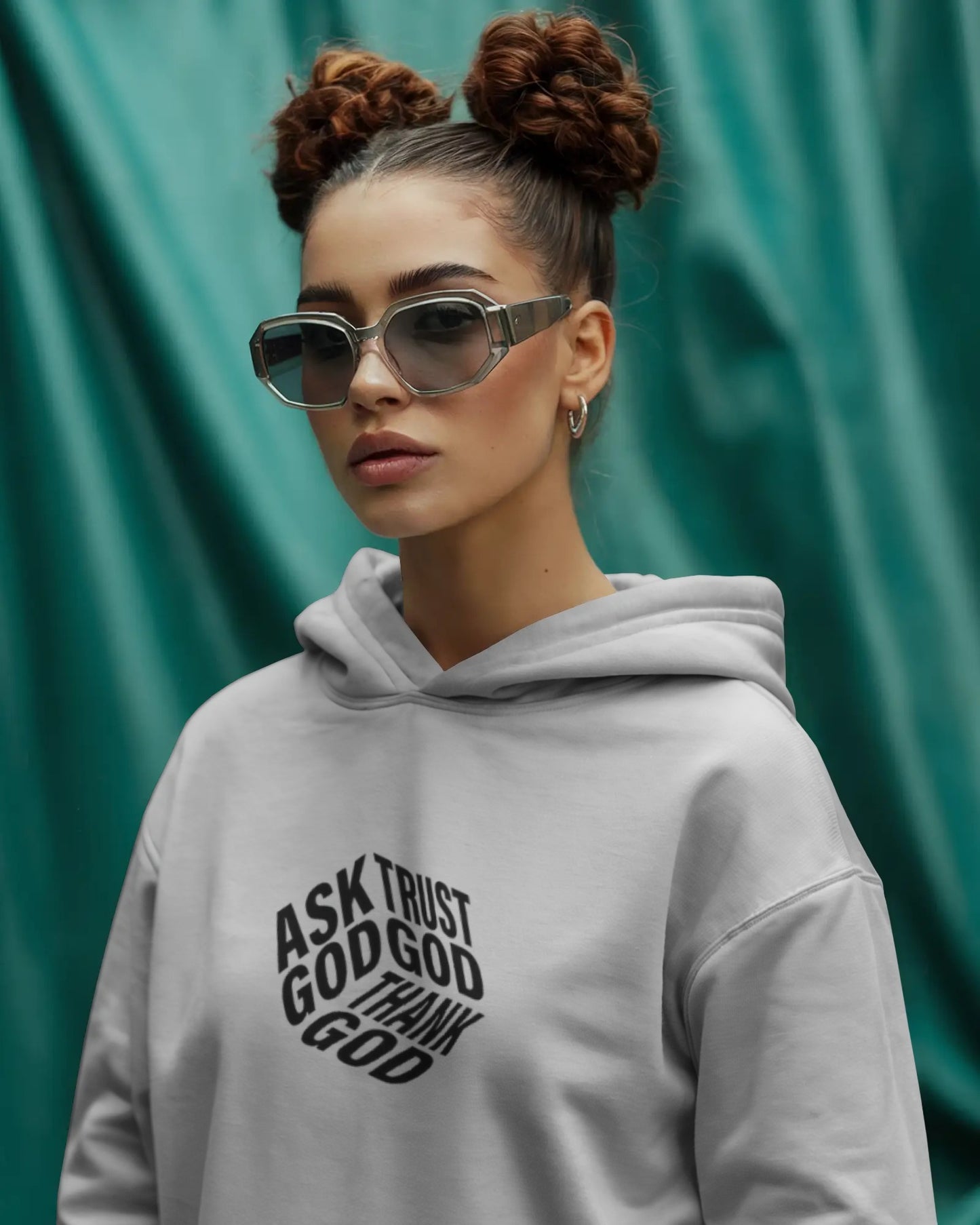Osirius “Grace Line” Hoodie – The Path of Faith and Peace