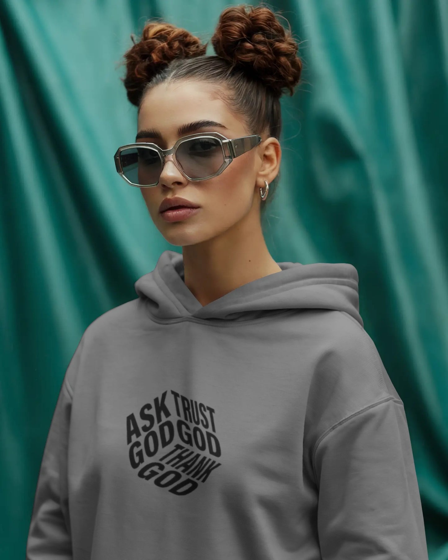 Osirius “Grace Line” Hoodie – The Path of Faith and Peace